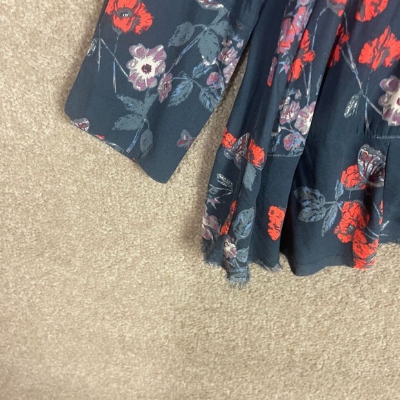 Free People So Fine Tunic Top Womens Small Navy Multi Floral Smocked Crepe Boho - Picture 5 of 8